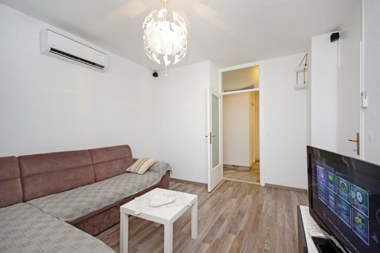 Apartment Nugal Макарська Екстер'єр фото